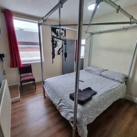 Xtasia Adult Hotel - Adults Only West Bromwich Eksteriør billede