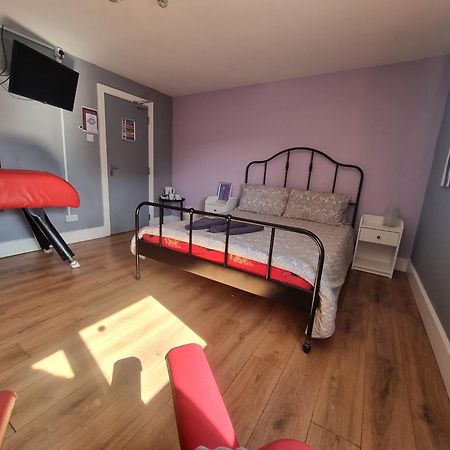 Xtasia Adult Hotel - Adults Only West Bromwich Eksteriør billede